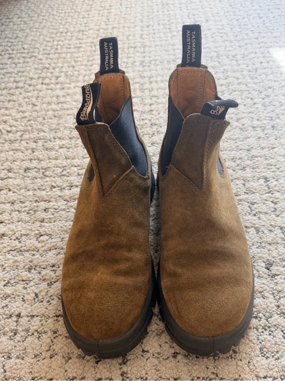 Blundstone Suede Boots Lugsole